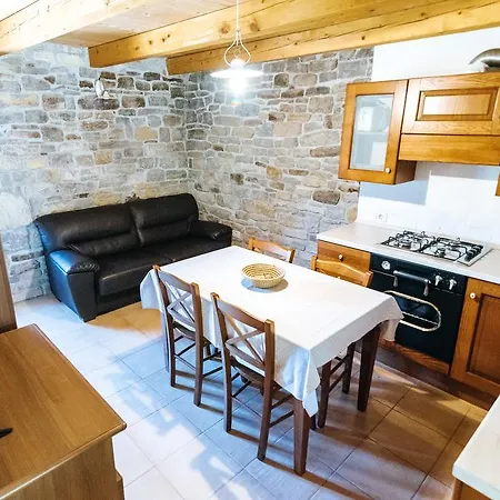 Apartment Casa Vuki
