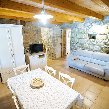 Apartment Casa Vuki *